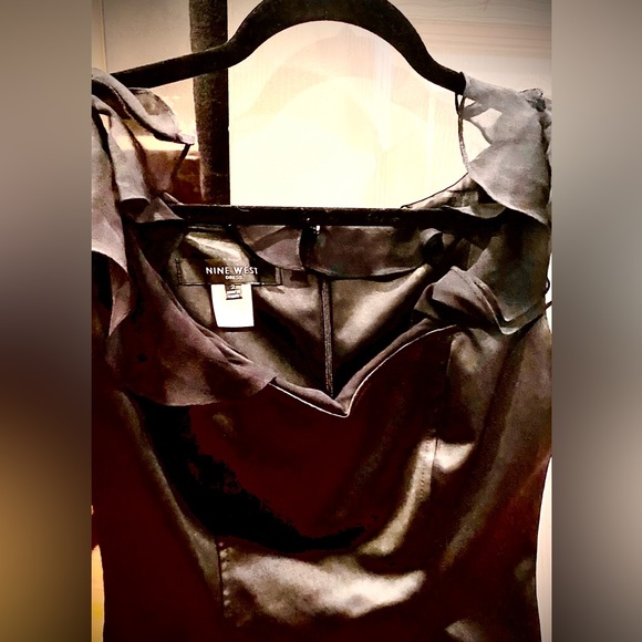 Like new  Black Satin Dress size 4 - Picture 3 of 4